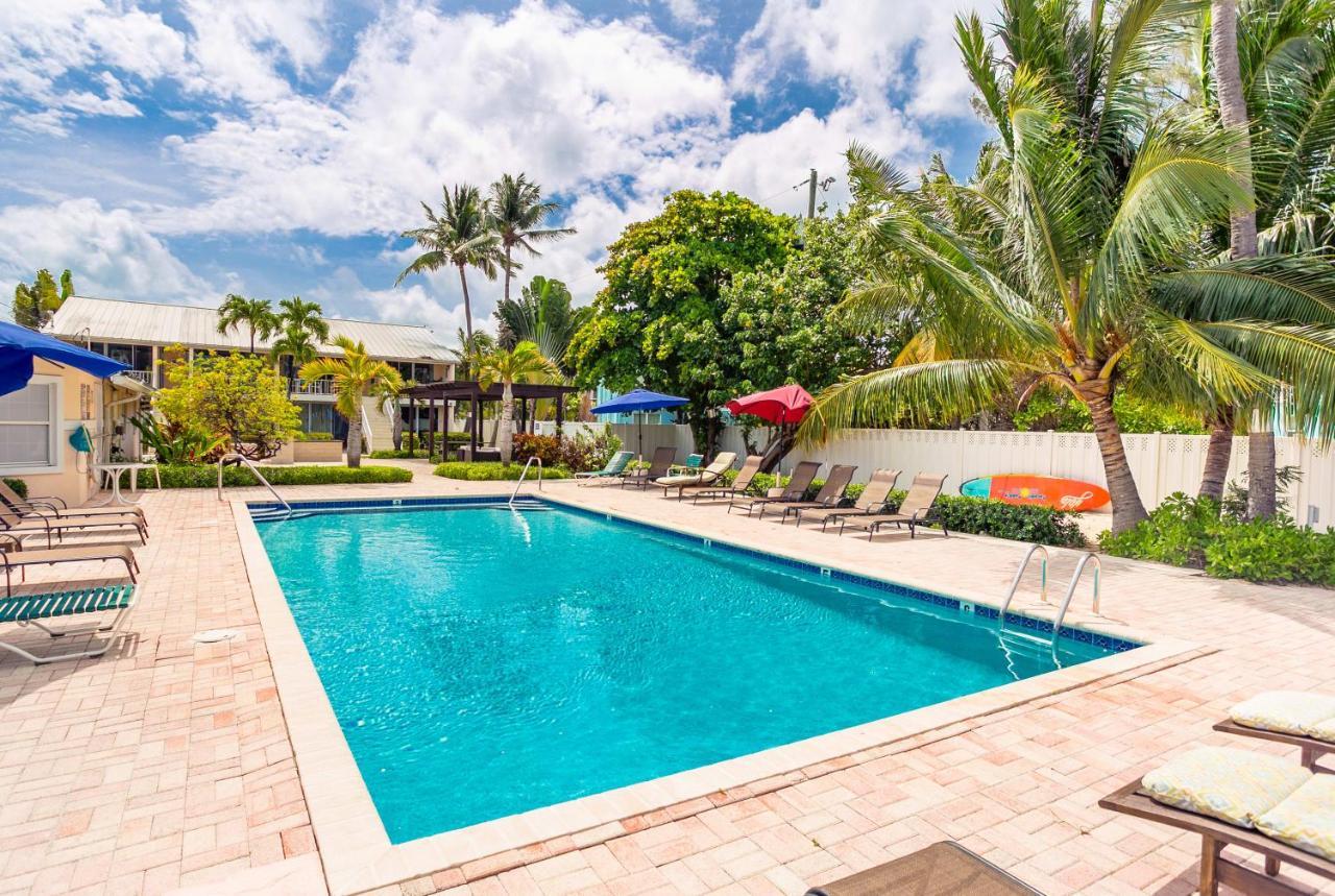 Beach Living At Island Pine Villas Blse George Town Exterior photo
