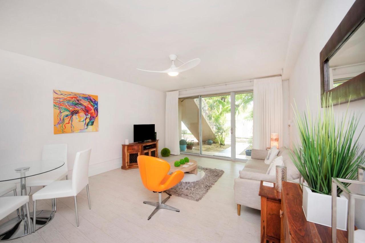 Beach Living At Island Pine Villas Blse George Town Exterior photo